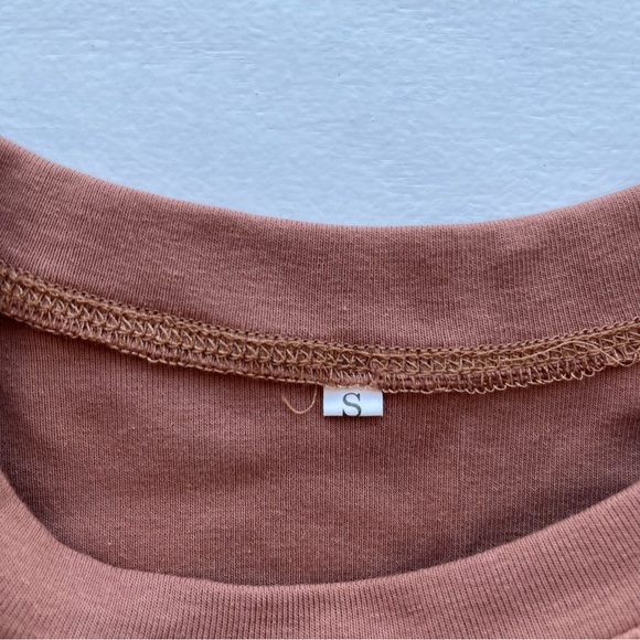 MakeMeChic Women's Summer Crop Top Solid Short Sleeve Twist Front Tee T-Shirt - Picture 5 of 9